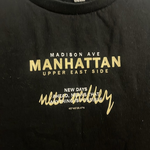 H&M Girls pullover sweatshirt size 16/18 Black with gold and white writing - Picture 2 of 4